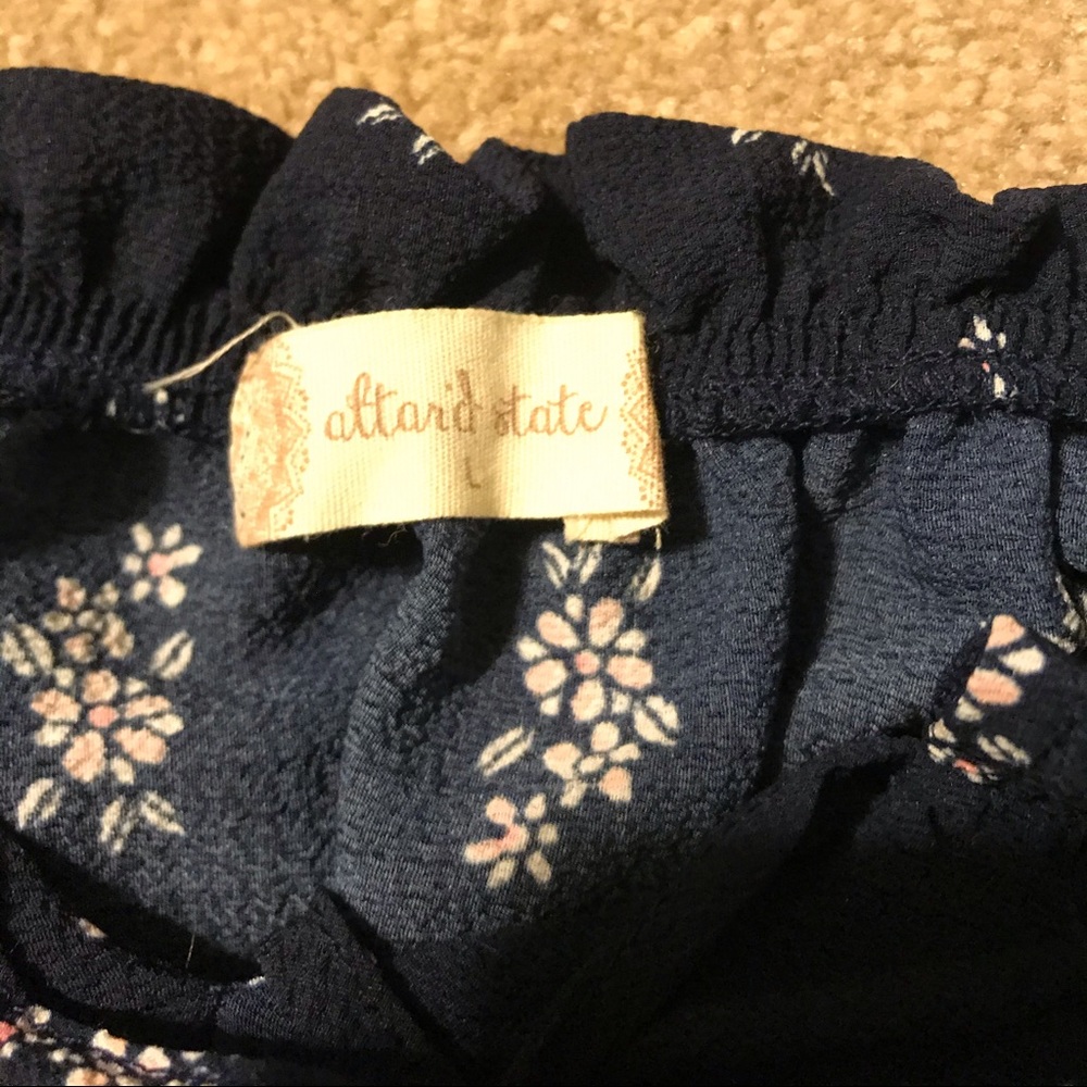 New shirt only took off tags. Altar’d State size L